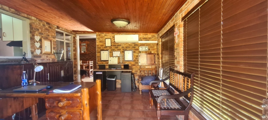 3 Bedroom Property for Sale in Orkney Park North West